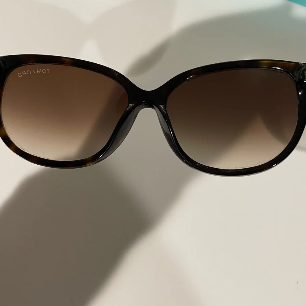 Tom Ford Gradient Sunglasses - Picture 4 of 7